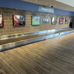 Salisbury-Ocean City: Wicomico Regional Airport - Baggage claim