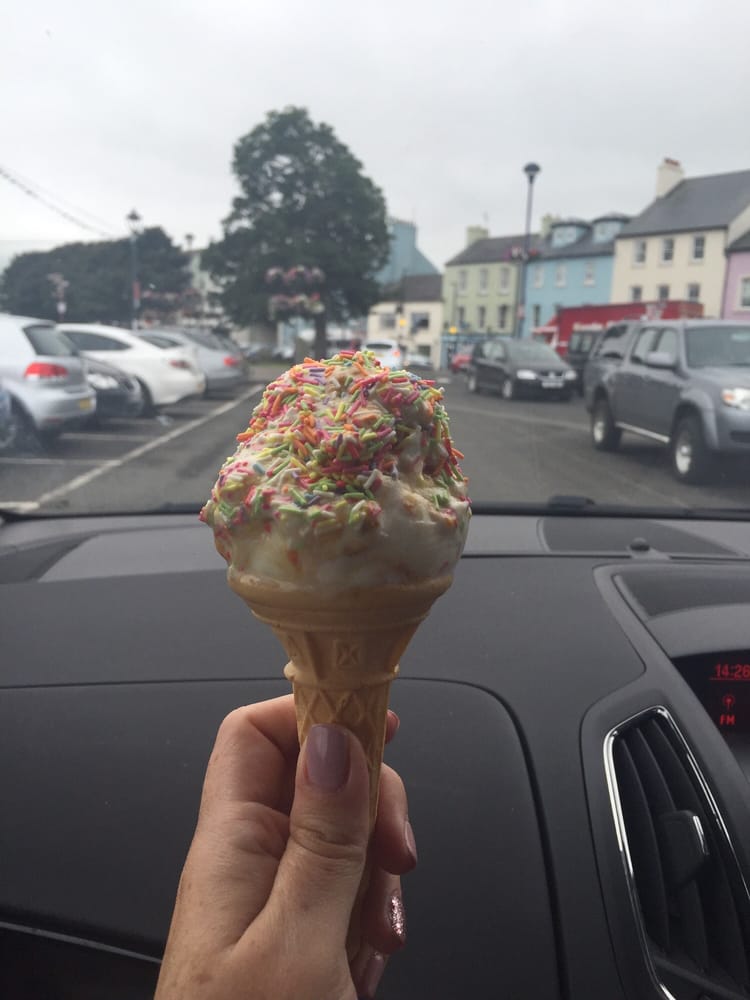 MAUDS ICE CREAM 1 Bayview Road, Ballycastle, Moyle, United Kingdom