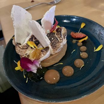 Elements Restaurant - YUZU MERINGUE PIE - Breakfast & Brunch Near Me - Vancouver, Washington