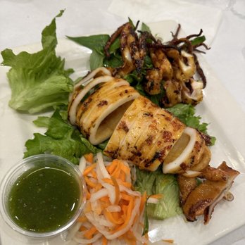 Bien Hen Restaurant - Spicy seasoned grilled whole squid - Seafood Near Me - Westminster, California