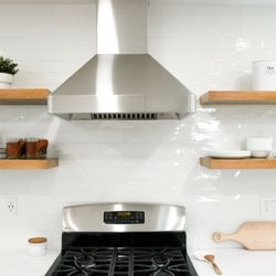 Custom Corners - Floating shelves