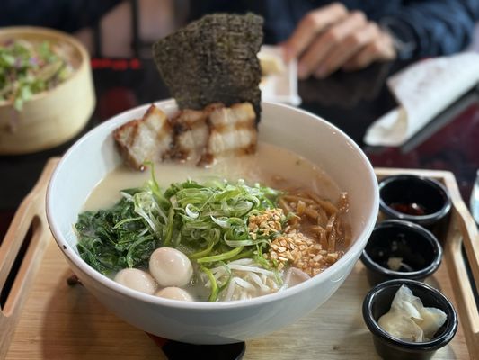 Tomo Ramen and Izakaya by null