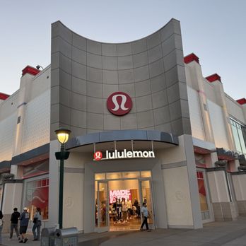 Lululemon - Women's Clothing Near Me - Anaheim, California Lululemon - Women's Clothing Near Me - Anaheim, California
