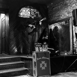 Renaissance Pub