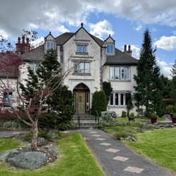 Willowbrook Manor