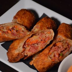 The Lansdowne Pub - Corned beef egg rolls