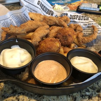 Bubba Gump Shrimp - Catfish basket - Southern Near Me - Biloxi, Mississippi Bubba Gump Shrimp - Catfish basket - Southern Near Me - Biloxi, Mississippi