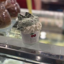 La Voglia Matta - Chocolate mint and Panna. So creamy best gelato in Genoa!