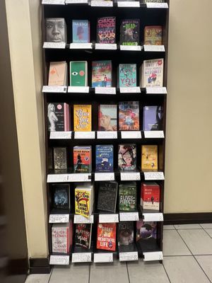 Barnes & Noble by null