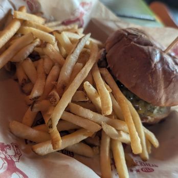 McMenamins Mill Creek - Bacon cheeseburger w/ fries ( tots are better) - New American Near Me - Mill Creek, Washington McMenamins Mill Creek - Bacon cheeseburger w/ fries ( tots are better) - New American Near Me - Mill Creek, Washington