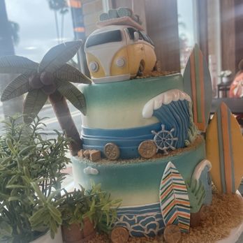 Rockwell's - Creative cakes - Coffee & Tea Near Me - Newport Beach, California Rockwell's - Creative cakes - Coffee & Tea Near Me - Newport Beach, California
