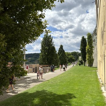 Pražský hrad - Castle Gardens - Landmarks & Historical Buildings Near Me - Prague, Puerto Rico