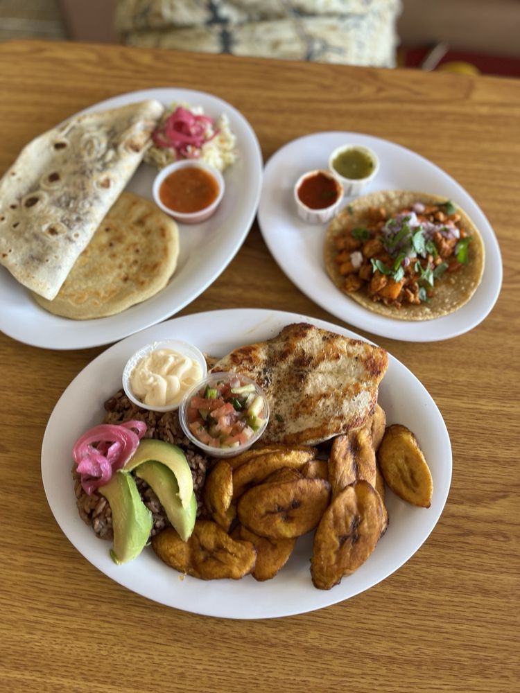 Monona Bakery & Eatery