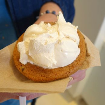 Over the Moon - Over the Moon Cookie & Creamery 03/10/19: Salted Butterscotch in a Chocolate Chip Cookie Bowl - Ice Cream & Frozen Yogurt Near Me - San Francisco, California