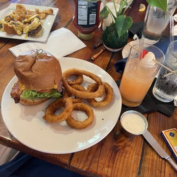 Stonefish Grill - 808 burger with onion rings - Seafood Near Me - Haleiwa, Hawaii Stonefish Grill - 808 burger with onion rings - Seafood Near Me - Haleiwa, Hawaii
