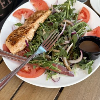 Marcello's - arugula salad with grilled salmon - Italian Near Me - Bordentown, New Jersey