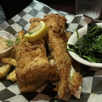 No Frill Bar and Grill - Fish & Chips with Sauteed Spinach - Wine Bars Near Me - Virginia Beach, Virginia
