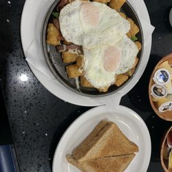 The skillet with toast