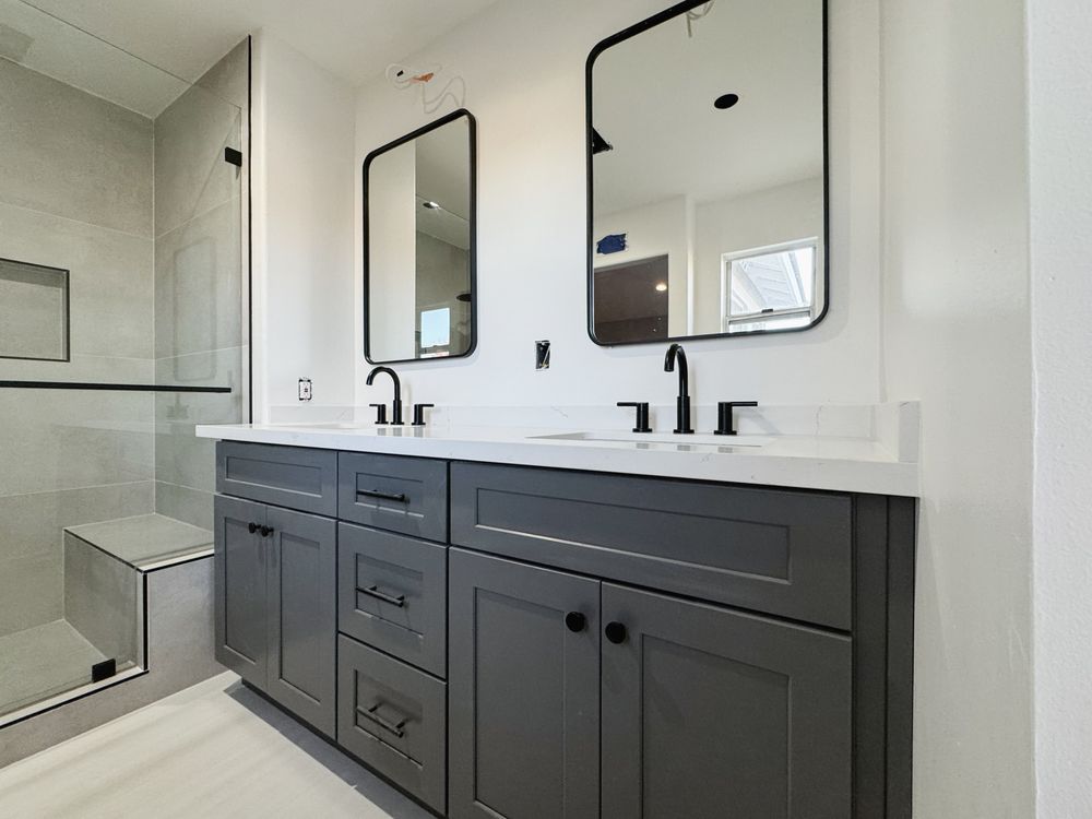 Slide of Maingreen Remodel & Construction