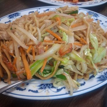 Snow Garden - House chow mein - Chinese Near Me - San Francisco, California