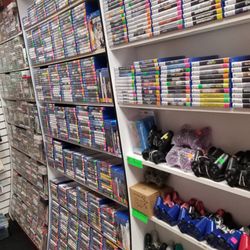 Round 2 Video Games And Movies - PS5, PS4 and PS3
