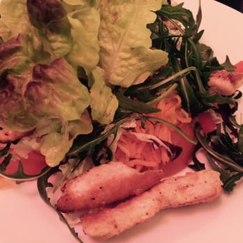 Zum Murnauer - Murnauer's XL-Salatvariation mit Hähnchenbrust für 10,90 EUR - Bavarian Near Me - Murnau, BY Zum Murnauer - Murnauer's XL-Salatvariation mit Hähnchenbrust für 10,90 EUR - Bavarian Near Me - Murnau, BY