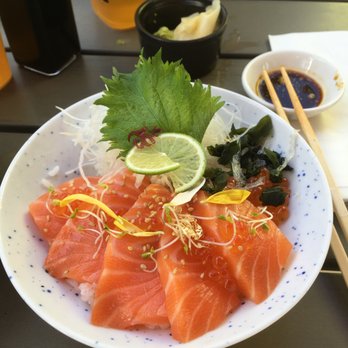 Burosu Ramen - Salmon Ikura Bowl - Ramen Near Me - Studio City, California Burosu Ramen - Salmon Ikura Bowl - Ramen Near Me - Studio City, California