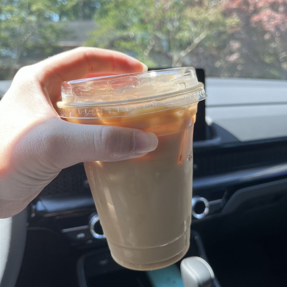 Café Dulce - Iced caramanilla (vanilla + caramel specialty latte) - Coffee & Tea Near Me - Augusta, Georgia Café Dulce - Iced caramanilla (vanilla + caramel specialty latte) - Coffee & Tea Near Me - Augusta, Georgia