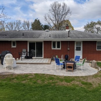 Eagleizer Outdoor Living - Paver Patio and Fire Place - Landscaping Near Me - South Bend, Indiana Eagleizer Outdoor Living - Paver Patio and Fire Place - Landscaping Near Me - South Bend, Indiana