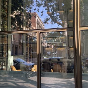 Seventy Barcelona - Living room viewed from outside street sidewalk. - Hotels Near Me - Barcelona, B