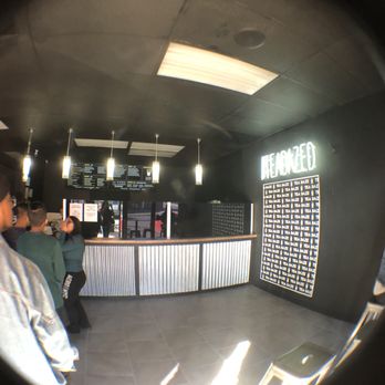 Tea Daze - View upon entering - Bubble Tea Near Me - Stockton, California Tea Daze - View upon entering - Bubble Tea Near Me - Stockton, California
