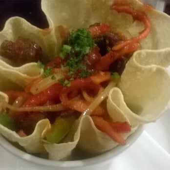 The Morning Star - Crispy chicken in poppadum basket. Very tomatoey ketchup flavour sauce! - Pubs Near Me - Belfast, BFS