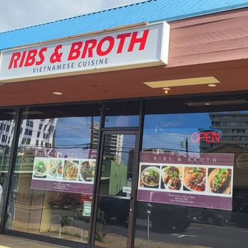 Ribs and Broth - Ribs & Broth.....they took over the old Bangkok Chef location in Moiliili. - Vietnamese Near Me - Honolulu, Hawaii Ribs and Broth - Ribs & Broth.....they took over the old Bangkok Chef location in Moiliili. - Vietnamese Near Me - Honolulu, Hawaii