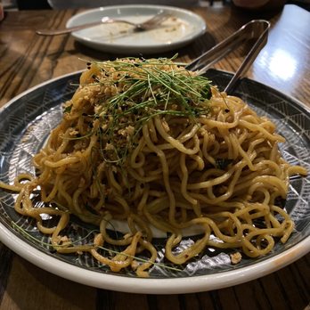 Lineage - Garlic Szechuan Noodles - Asian Fusion Near Me - Wailea, Hawaii Lineage - Garlic Szechuan Noodles - Asian Fusion Near Me - Wailea, Hawaii