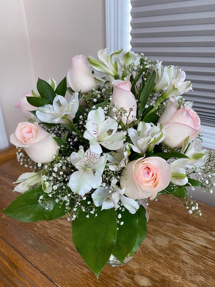 PLATTSBURGH FLOWER MARKET Updated October 2024 24 Photos & 10