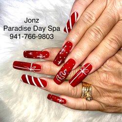 Paradise Day Spa - #xmas #snowflakes #holiday #nails