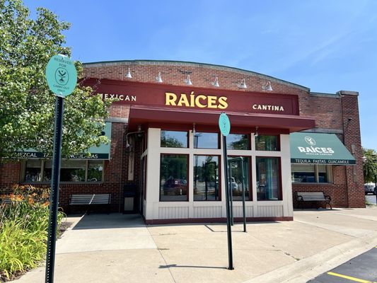 Raíces Mexican Cantina by null