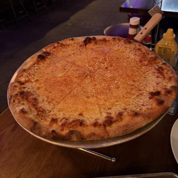 Stag Bar + Kitchen - Margherita Pizza - Pizza Near Me - Newport Beach, California