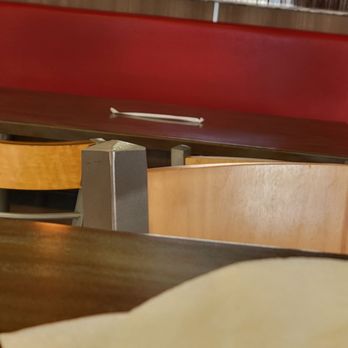 Burger King - Garbage on the tables - Fast Food Near Me - Othello, Washington