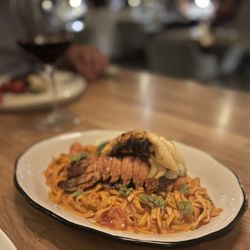 Lyla - Lobster linguine