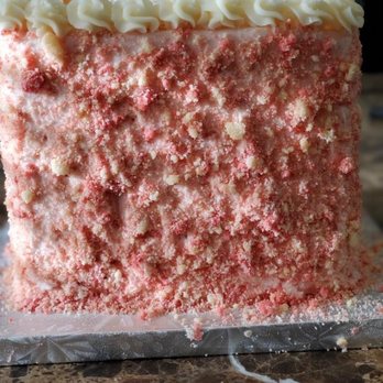 Fresh Bakery - Strawberry Crunch Cake - Bakeries Near Me - Owings Mills, Maryland Fresh Bakery - Strawberry Crunch Cake - Bakeries Near Me - Owings Mills, Maryland