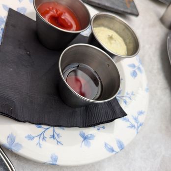 The Vault Garden - Fish and chips condiments - American Near Me - San Francisco, California