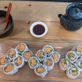 Fuji at Assembly - Spicy maki lunch - orange stuff is mostly tempura crunch with spicy mayo filler. Hardly any fish, what a bummer! - Sushi Bars Near Me - Somerville, Massachusetts Fuji at Assembly - Spicy maki lunch - orange stuff is mostly tempura crunch with spicy mayo filler. Hardly any fish, what a bummer! - Sushi Bars Near Me - Somerville, Massachusetts