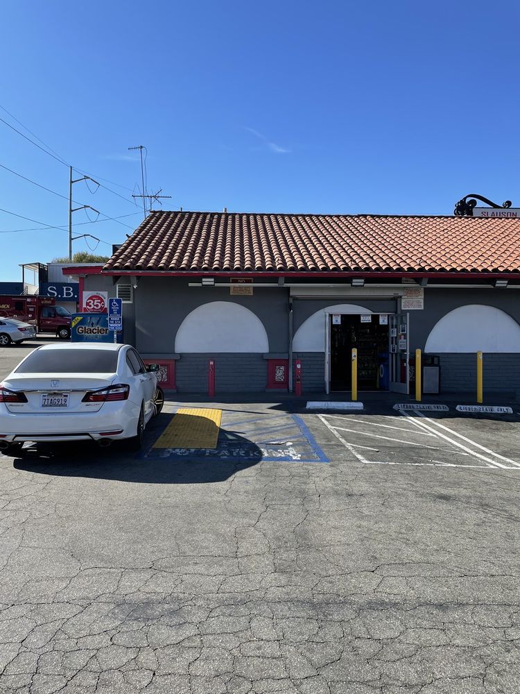 West Slauson Market Logo