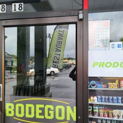 Bodegon Supermarket - Closed on Sunday, unlike the incorrect hours on yelp