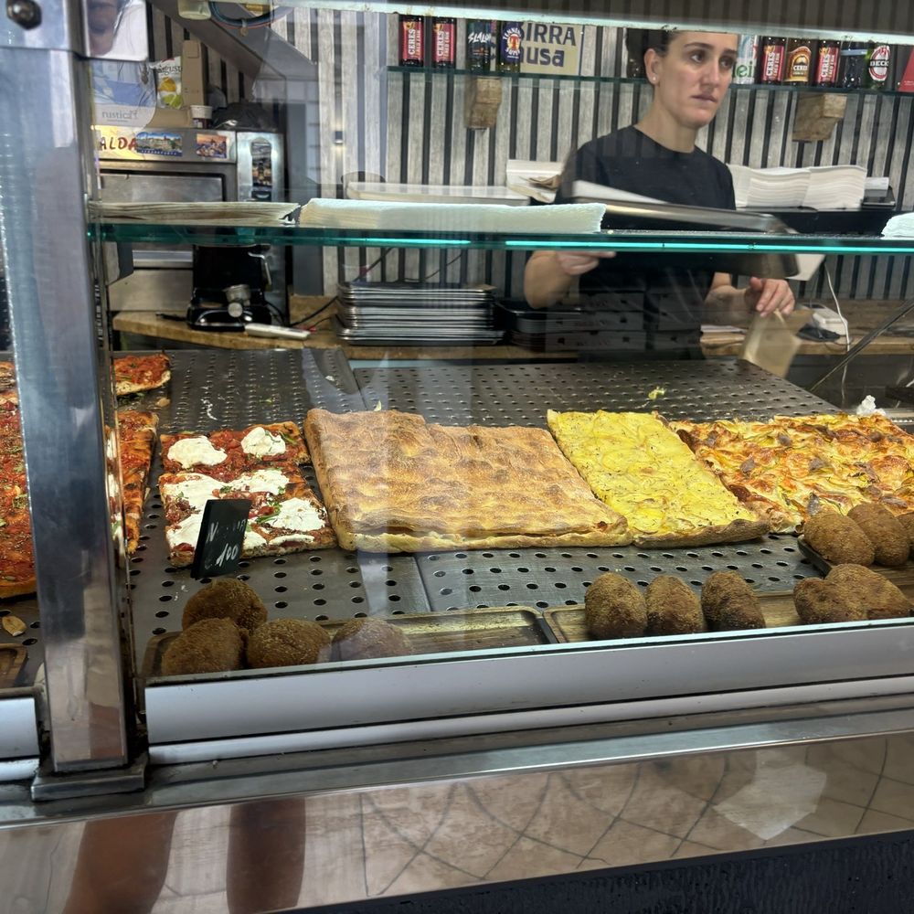 Pizzeria del Secolo - Tomato sauce pizza, margherita, squash, cheese, suppli's. - Pizza Near Me - Rome, RM Pizzeria del Secolo - Tomato sauce pizza, margherita, squash, cheese, suppli's. - Pizza Near Me - Rome, RM