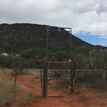 Woods Canyon Trail #93 - When entering, you may open the gate and closed it back. It's a preservation area. - Hiking Near Me - Sedona, Arizona Woods Canyon Trail #93 - When entering, you may open the gate and closed it back. It's a preservation area. - Hiking Near Me - Sedona, Arizona