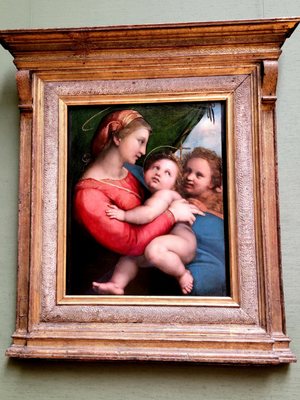 Photo of Alte Pinakothek - Monaco di Baviera, BY, DE. "Madonna dela Tenda" By Raphael. 1513-1514