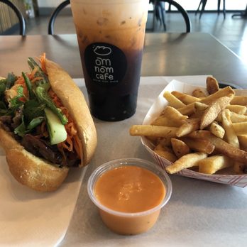 Om Nom Cafe - Vietnamese Near Me - Richmond, Texas
