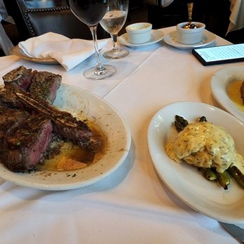 Ruth's Chris Steak House - Steakhouses Near Me - Dallas, Texas Ruth's Chris Steak House - Steakhouses Near Me - Dallas, Texas